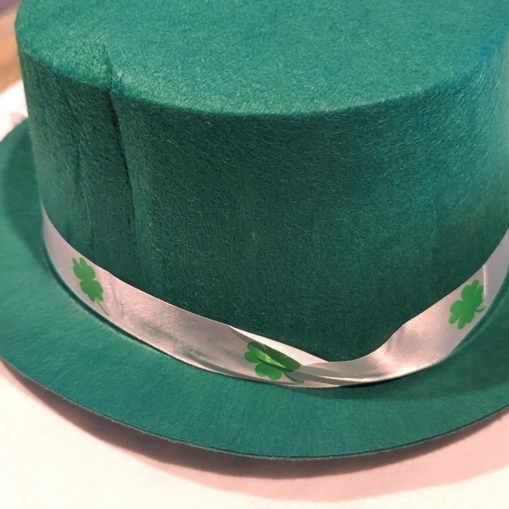 St. Patrick's Day Hat and Coins, 3 of each,